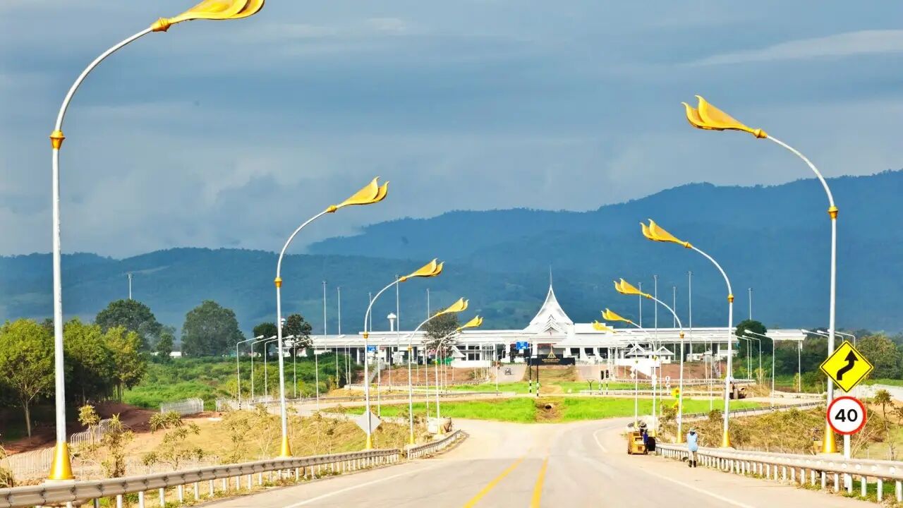 Huay Xai - Chiang Khong Border